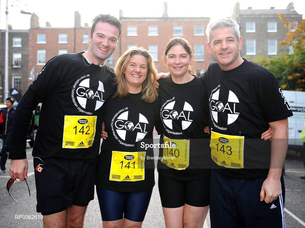 27 October 2008; Children of the late Noel Carroll, from left, Stephen, Nicola, Enda and Noel before competing in the Lifestyle Sports - adidas Dublin Marathon 2008. Merrion Square, Dublin. Picture credit: Brendan Moran / SPORTSFILE