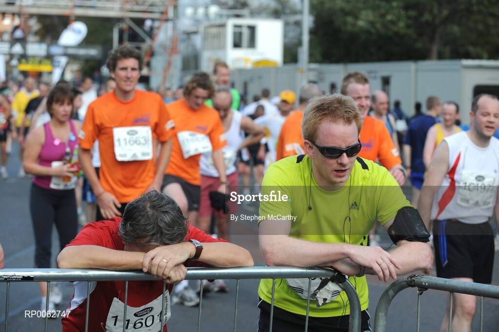 27 October 2008; A general view of the Lifestyle Sports - adidas Dublin Marathon 2008. Merrion Square, Dublin. Picture credit: Stephen McCarthy / SPORTSFILE