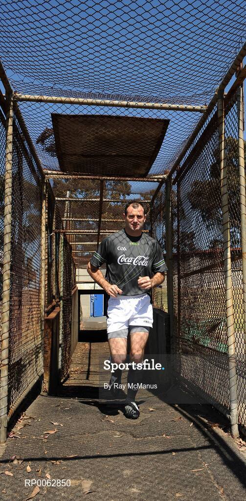 29 October 2008; Steven McDonnell, Armagh, arrives for an Ireland International Rules training session. 2008 International Rules tour, Arden Street Oval, Melbourne, Auatralia. Picture credit: Ray McManus / SPORTSFILE