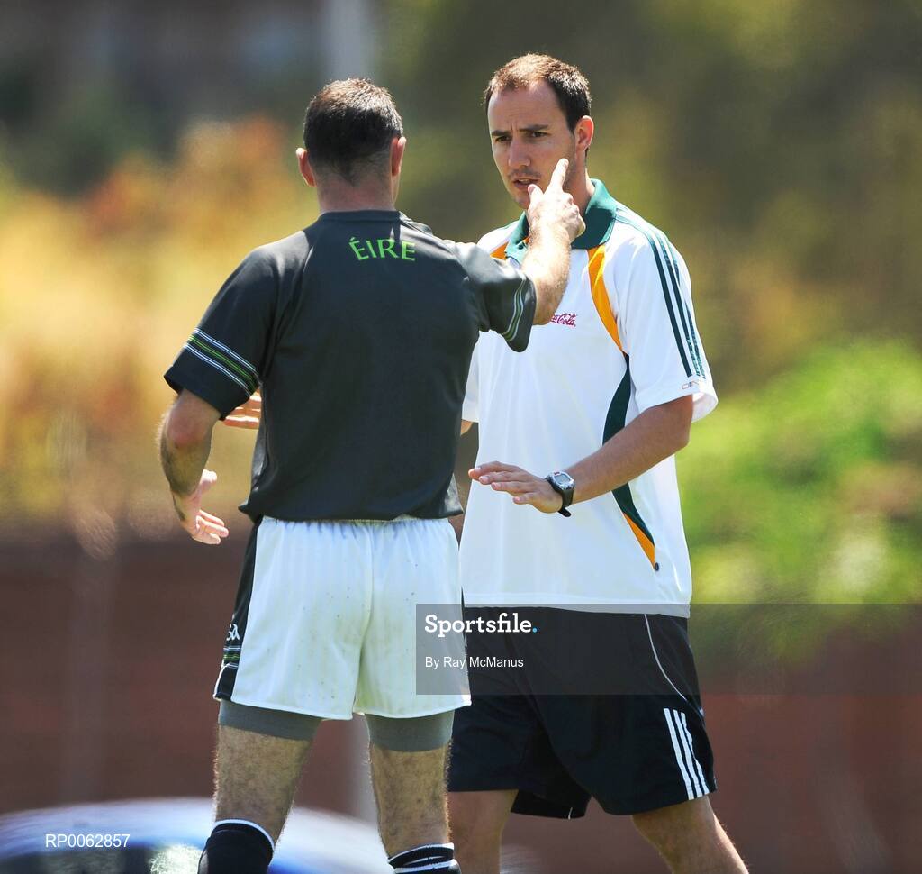 29 October 2008; Tadhg Kennelly listens to Steven McDonnell during an Ireland International Rules training session. 2008 International Rules tour, Arden Street Oval, Melbourne, Auatralia. Picture credit: Ray McManus / SPORTSFILE
