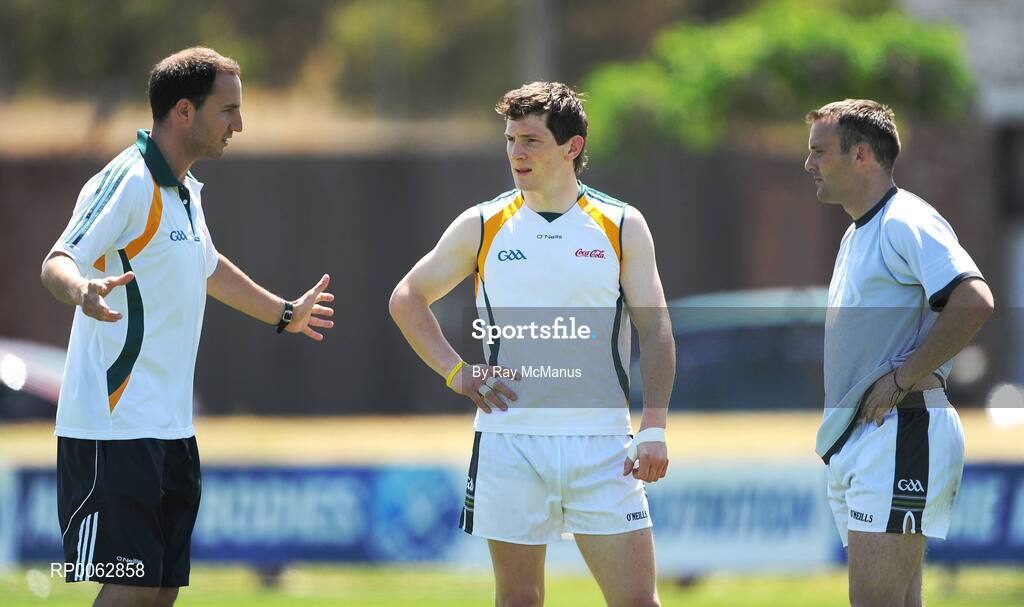 29 October 2008; Tadhg Kennelly talking to Michael Meehan, Galway, and Paddy Bradley, Derry, during an Ireland International Rules training session. 2008 International Rules tour, Arden Street Oval, Melbourne, Auatralia. Picture credit: Ray McManus / SPORTSFILE