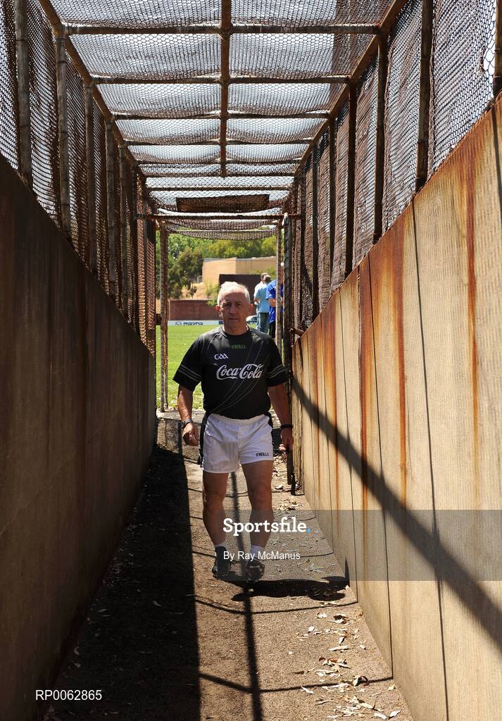 29 October 2008; Manager Sean Boylan leaves the field after an Ireland International Rules training session. 2008 International Rules tour, Arden Street Oval, Melbourne, Auatralia. Picture credit: Ray McManus / SPORTSFILE