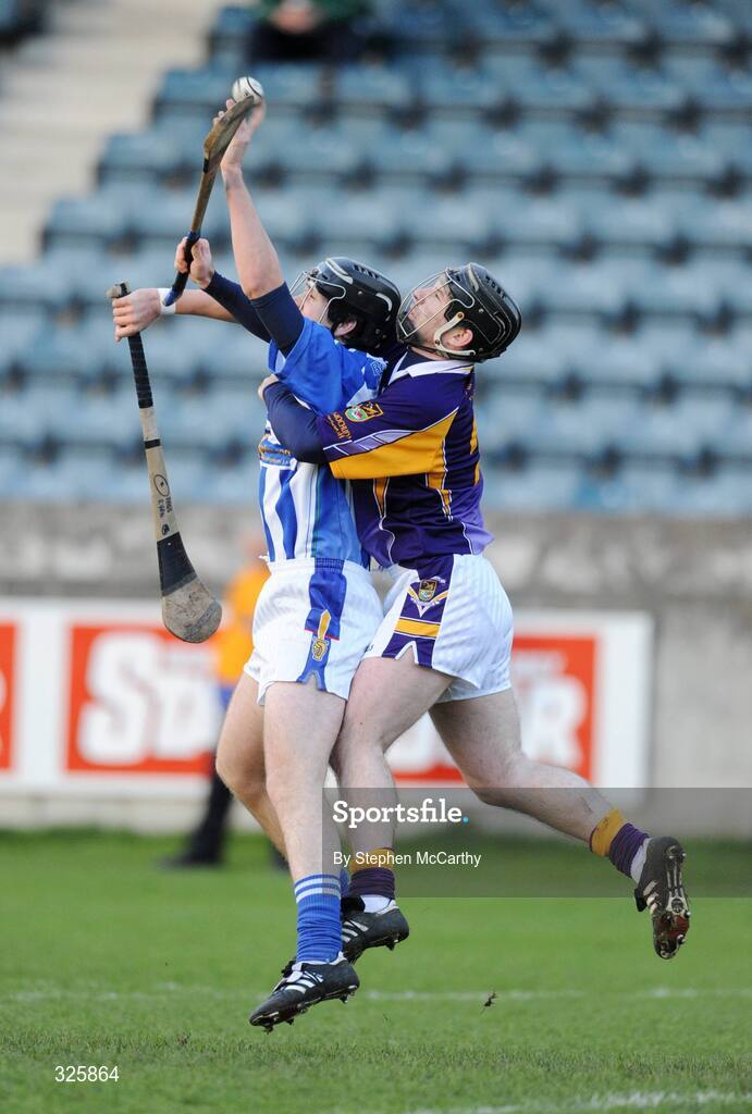 1 November 2008; Paul Ryan, Ballyboden St Endas, in action against Willie Ryan, Kilmacud Crokes. Dublin Senior Hurling Final, Ballyboden St Endas v Kilmacud Crokes. Parnell Park, Dublin. Picture credit: Stephen McCarthy / SPORTSFILE