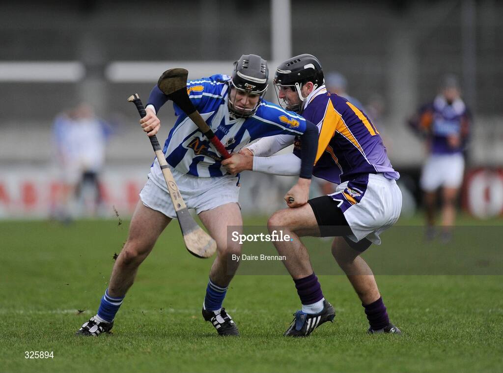 1 November 2008; Paul Ryan, Ballyboden St Endas, in action against Damien Byrne, Kilmacud Crokes. Dublin Senior Hurling Final, Ballyboden St Endas v Kilmacud Crokes. Parnell Park, Dublin. Picture credit: Daire Brennan / SPORTSFILE