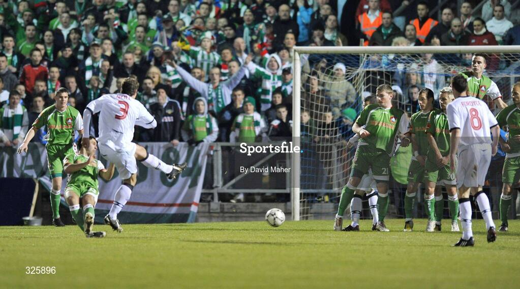 1 November 2008; Kyle Neill, left, Cork City, shoots to score his side's first goal. Setanta Sports Cup Final, Cork City v Glentoran, Turners Cross, Cork. Picture credit: David Maher / SPORTSFILE