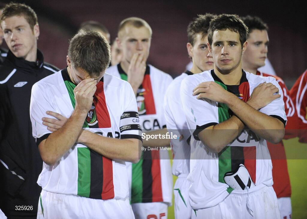1 November 2008; Disappointed players Colin Nixon, left, and Sean Ward, Glentoran, at the end of the game. Setanta Sports Cup Final, Cork City v Glentoran, Turners Cross, Cork. Picture credit: David Maher / SPORTSFILE