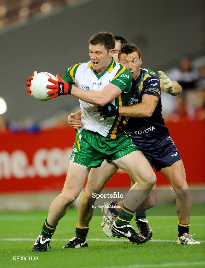 31 October 2008; Enda McGinley, Ireland, in action against Brent Harvey, Australia. Toyota International Rules Series, Australia v Ireland, Melbourne Cricket Ground, Melbourne, Australia. Picture credit: Ray McManus / SPORTSFILE