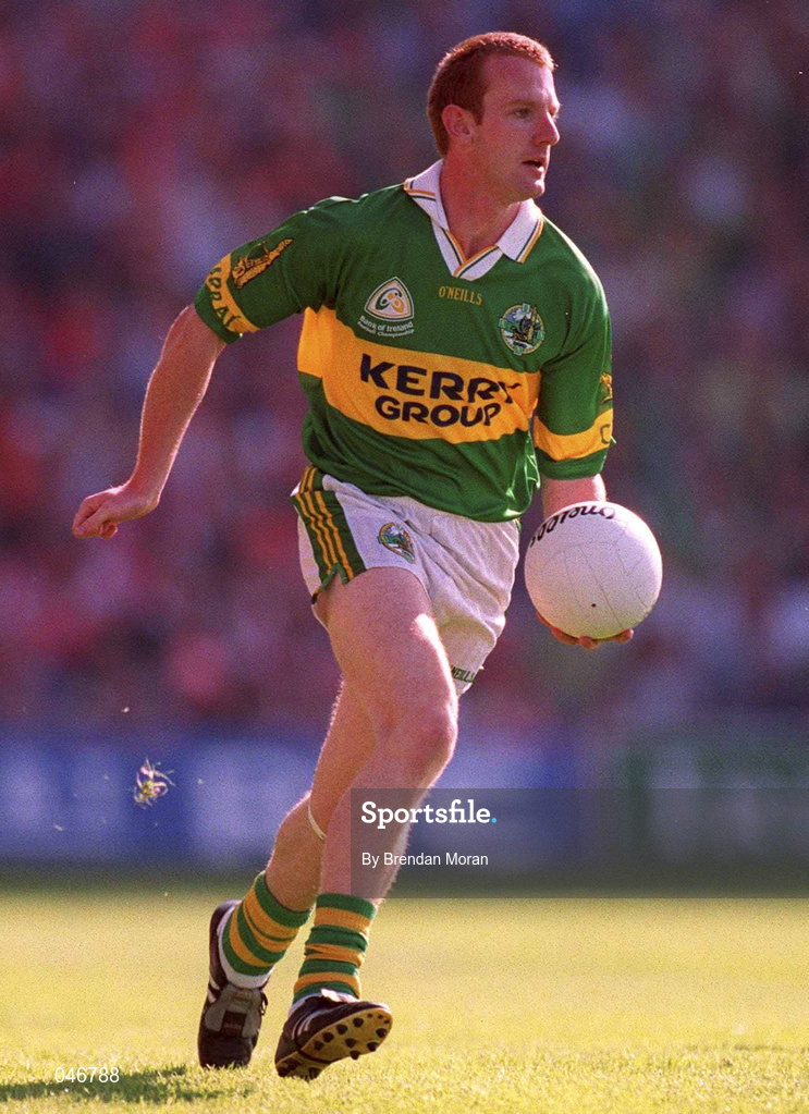 2 September 2000; Liam Hassett of Kerry during the Bank of Ireland All-Ireland Senior Football Championship Semi-Final Replay match between Kerry and Armagh at Croke Park in Dublin. Photo by Brendan Moran/Sportsfile