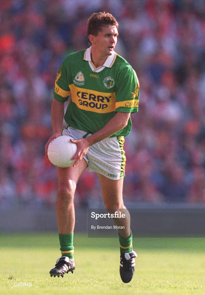 2 September 2000; Maurice Fitzgerald of Kerry during the Bank of Ireland All-Ireland Senior Football Championship Semi-Final Replay match between Kerry and Armagh at Croke Park in Dublin. Photo by Brendan Moran/Sportsfile