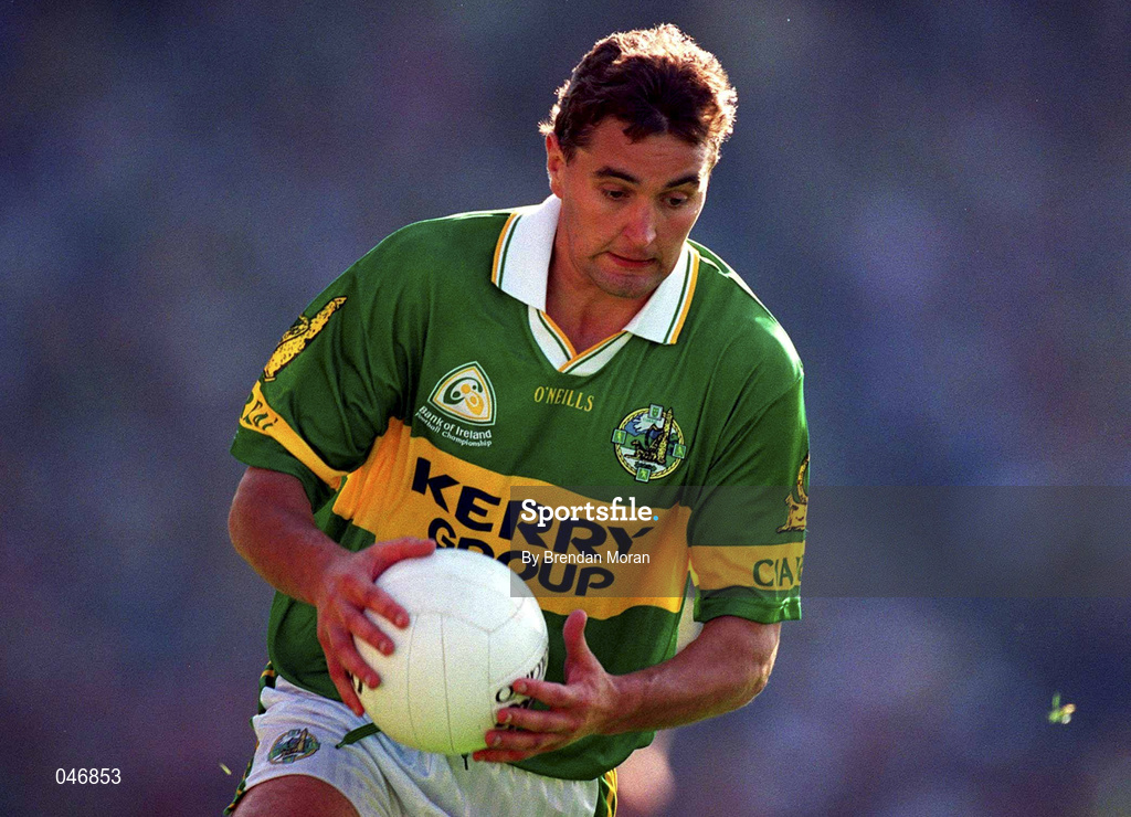 2 September 2000; Maurice Fitzgerald of Kerry during the Bank of Ireland All-Ireland Senior Football Championship Semi-Final Replay match between Kerry and Armagh at Croke Park in Dublin. Photo by Brendan Moran/Sportsfile