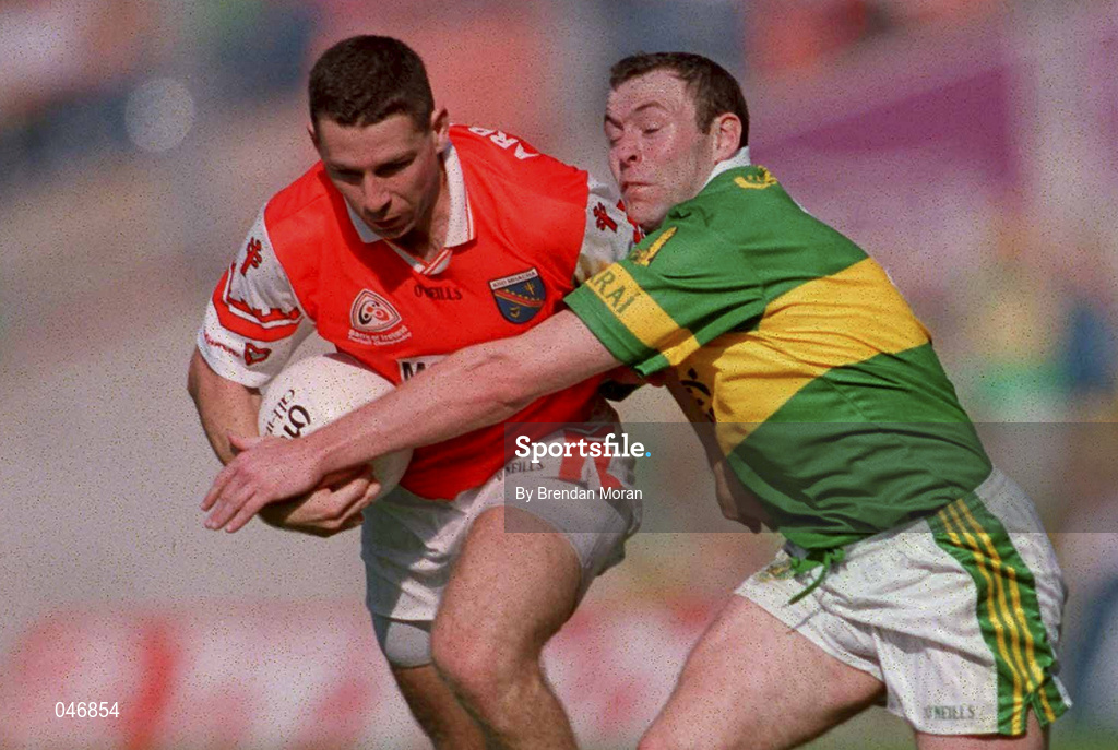 2 September 2000; Diarmaid Marsden of Armagh in action against Seamus Moynihan of Kerry during the Bank of Ireland All-Ireland Senior Football Championship Semi-Final Replay match between Kerry and Armagh at Croke Park in Dublin. Photo by Brendan Moran/Sportsfile