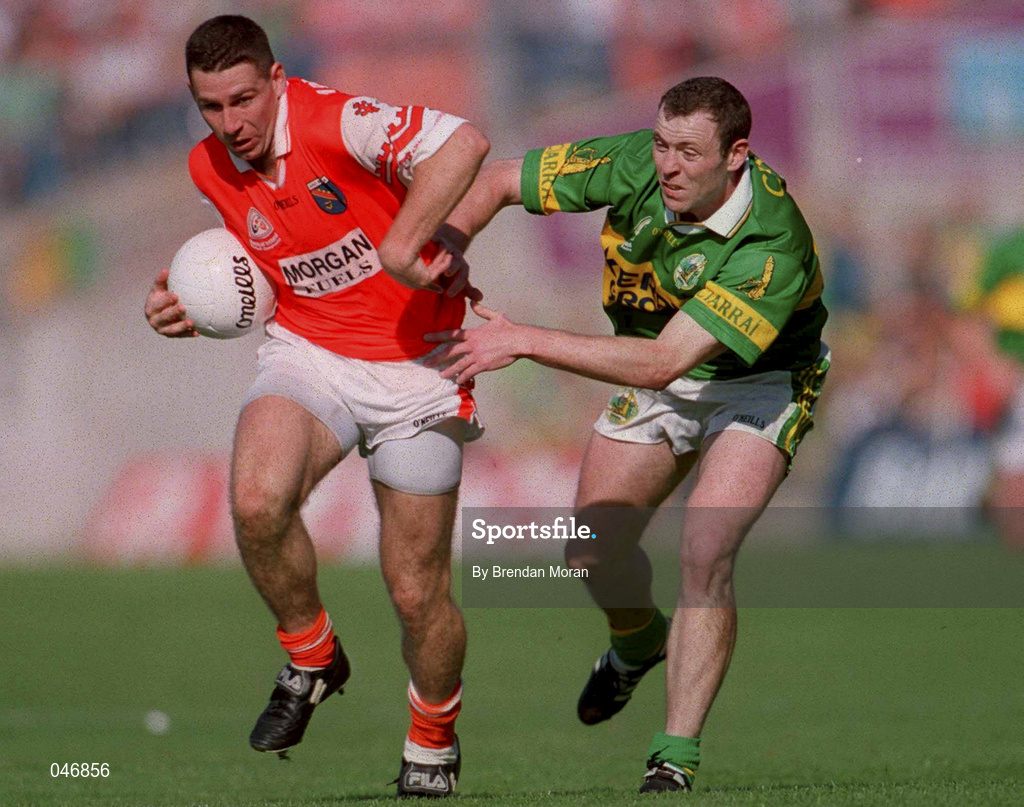 2 September 2000; Diarmaid Marsden of Armagh in action against Seamus Moynihan of Kerry during the Bank of Ireland All-Ireland Senior Football Championship Semi-Final Replay match between Kerry and Armagh at Croke Park in Dublin. Photo by Brendan Moran/Sportsfile