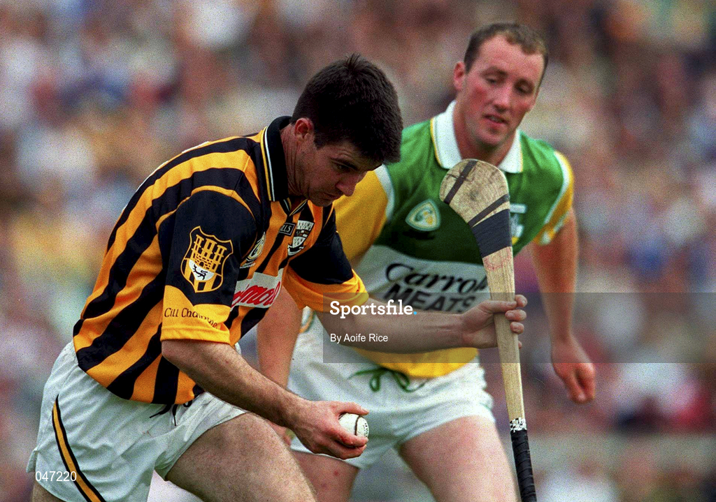 10 September 2000; Philip Larkin of Kilkenny during the All-Ireland Senior Hurling Championship Final match between Kilkenny and Offaly at Croke Park in Dublin. Photo by Aoife Rice/Sportsfile