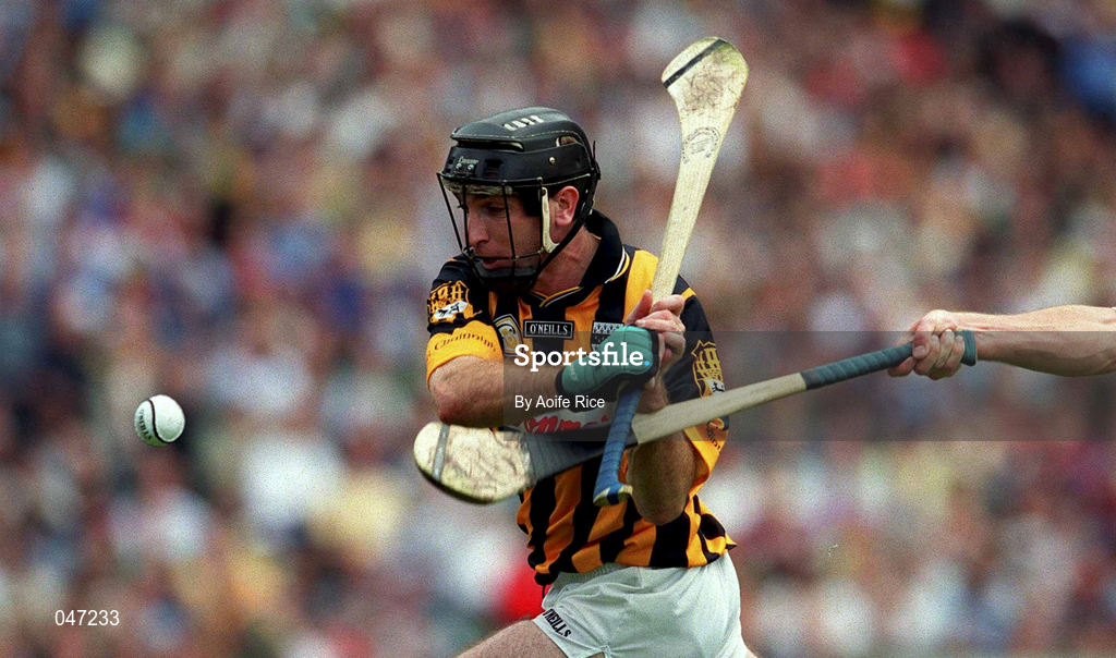 10 September 2000; DJ Carey during the All-Ireland Senior Hurling Championship Final match between Kilkenny and Offaly at Croke Park in Dublin. Photo by Aoife Rice/Sportsfile