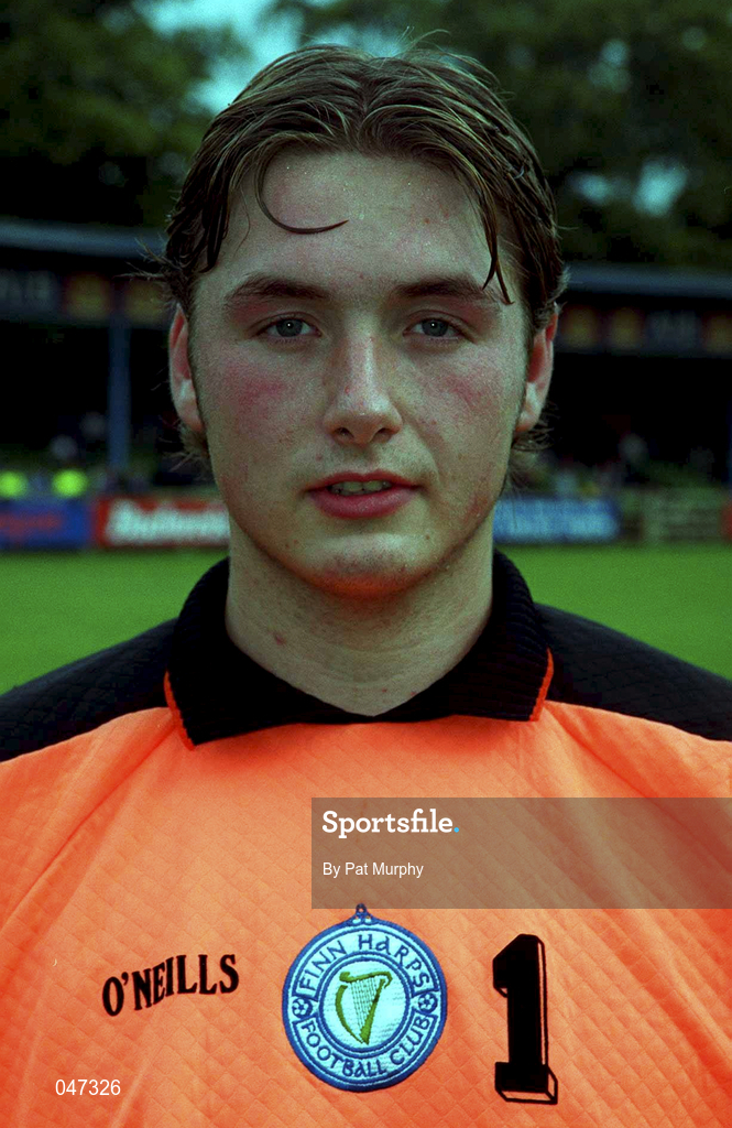10 September 2000; Gareth Downey of Finn Harps ahead of the Eircom League Premier Division match between UCD and Finn Harps at Belfield Park in Dublin. Photo by Pat Murphy/Sportsfile