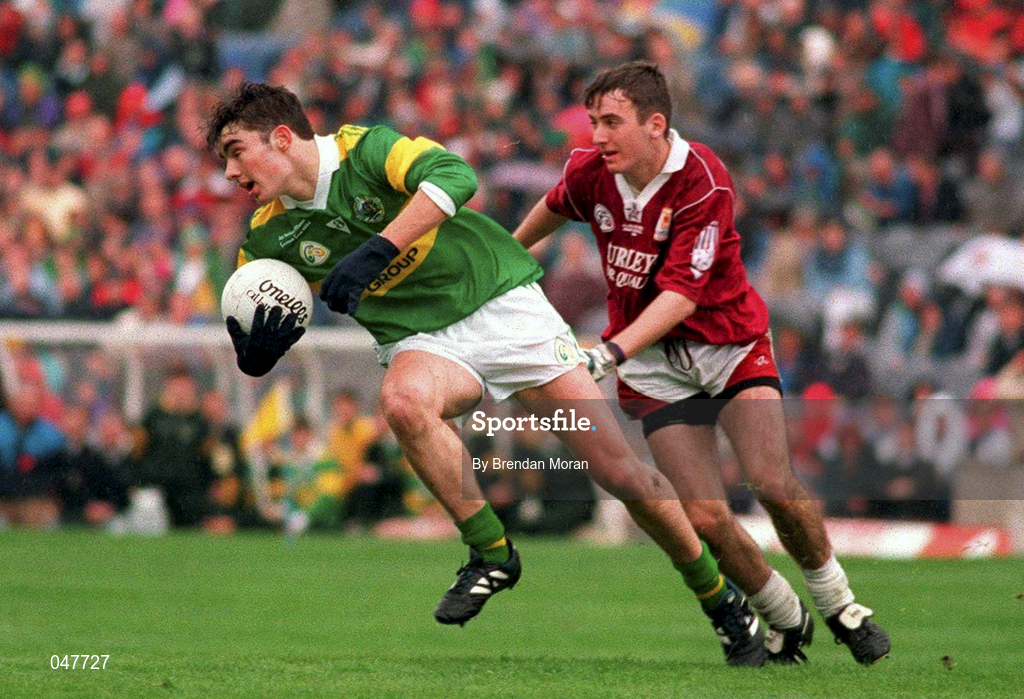 18 September 1994; Barry O'Shea of Kerry is tackled by John Concannon of Galway during the All-Ireland Minor Football Championship Final between Kerry and Galway at Croke Park in Dublin. Photo by Brendan Moran/Sportsfile