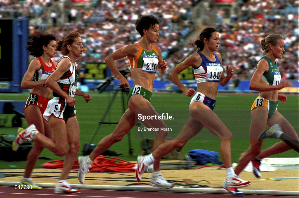 22 September 2000; Ireland's Sonia O'Sullivan (2155 with lane no 12 on her shorts) in action during the first of the Women's 5000m heats. Stadium Australia, Sydney Olympic Park. Homebush Bay, Sydney, Australia.  Photo by Brendan Moran/Sportsfile