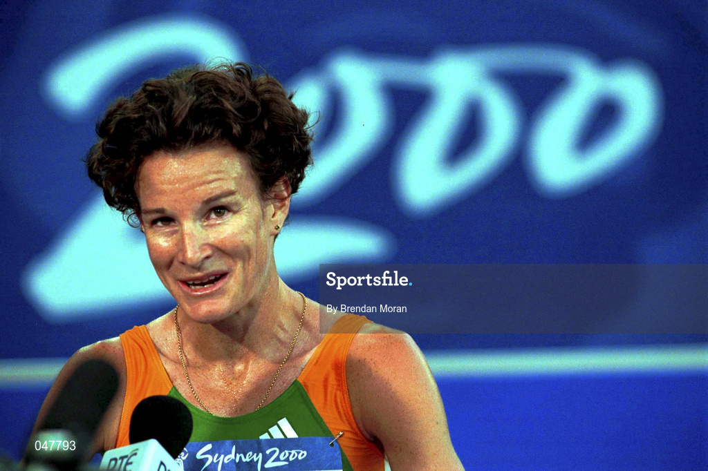 22 September 2000; Ireland's Sonia O'Sullivan is interviewed after she won the first of the Women's 5000m heats. Stadium Australia, Sydney Olympic Park. Homebush Bay, Sydney, Australia. Photo by Brendan Moran/Sportsfile