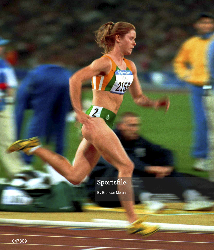22 September 2000; Ireland's Karen Shinkins in action during the heats of the Women's 400m. Stadium Australia, Sydney Olympic Park. Homebush Bay, Sydney, Australia. Photo by Brendan Moran/Sportsfile