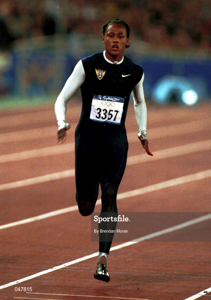 22 September 2000; USA's Marion Jones on her way to winning her semi-final of the Women's 100m. Stadium Australia, Sydney Olympic Park. Homebush Bay, Sydney, Australia. Photo by Brendan Moran/Sportsfile