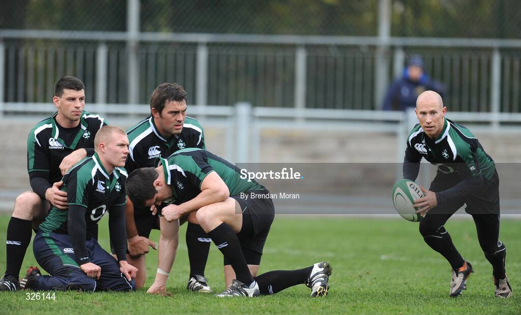 3 November 2008; Scrum-half Peter Stringer takes the ball from a "ruck", formed by Denis Leamy, Keith Earls, Tomy Buckley and Shane Jennings during Ireland Rugby Squad Training. Donnybrook Stadium, Donnybrook, Dublin. Picture credit: Brendan Moran / SPORTSFILE