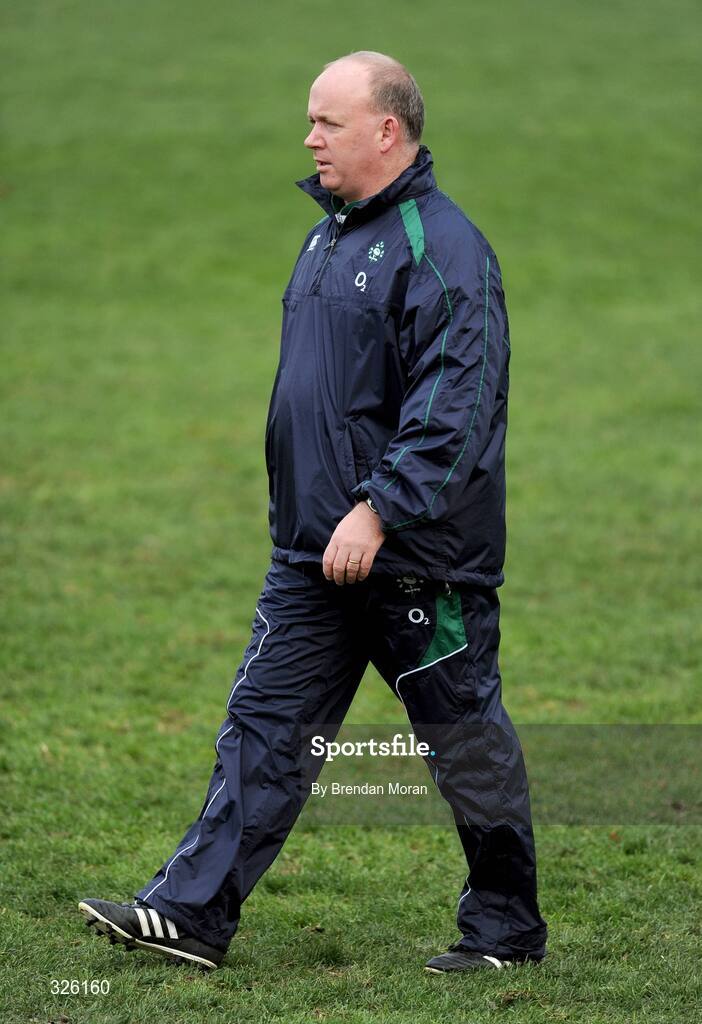 3 November 2008; Head coach Declan Kidney during Ireland Rugby Squad Training. Donnybrook Stadium, Donnybrook, Dublin. Picture credit: Brendan Moran / SPORTSFILE
