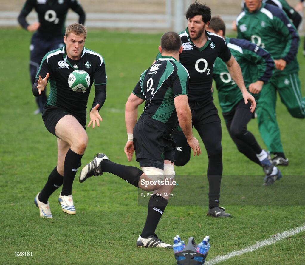 3 November 2008; Jamie Heaslip takes the ball on during Ireland Rugby Squad Training. Donnybrook Stadium, Donnybrook, Dublin. Picture credit: Brendan Moran / SPORTSFILE