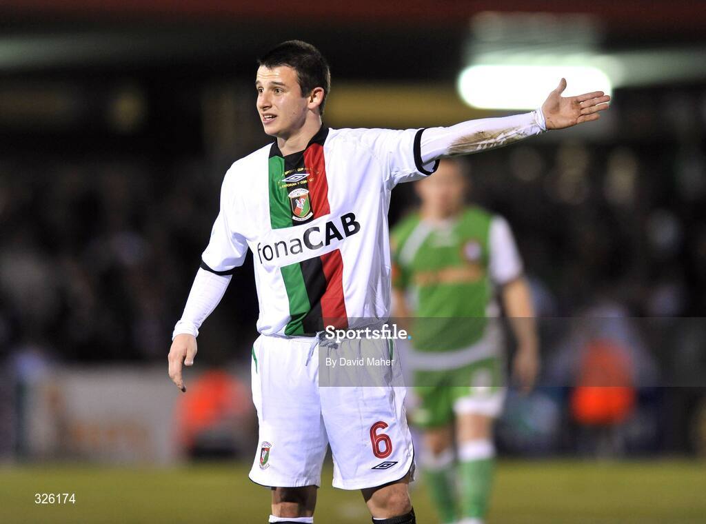 1 November 2008; Shane McCabe, Glentoran. Setanta Sports Cup Final, Cork City v Glentoran, Turners Cross, Cork. Picture credit: David Maher / SPORTSFILE