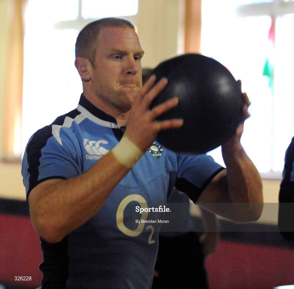 4 November 2008; Lock Paul O'Connell does some warm-up exercises during Ireland Rugby Squad Training. Donnybrook Stadium, Donnybrook, Dublin. Picture credit: Brendan Moran / SPORTSFILE