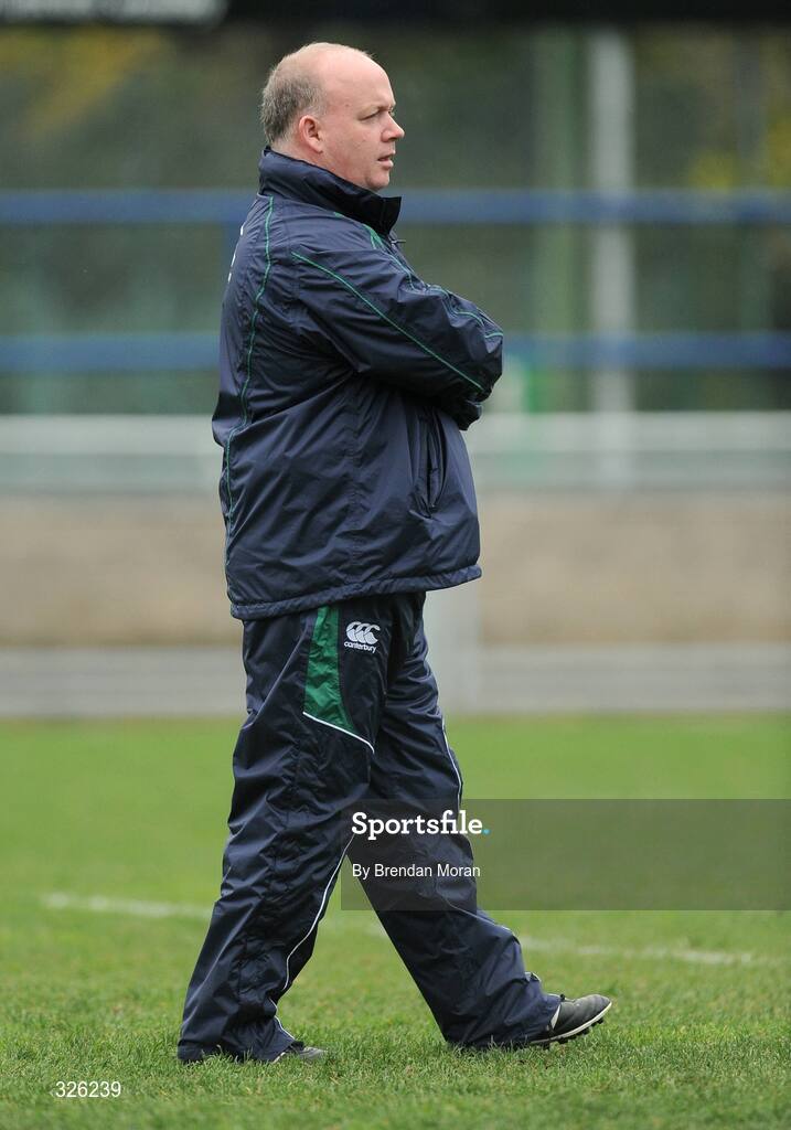 4 November 2008; Head coach Declan Kidney during Ireland Rugby Squad Training. Donnybrook Stadium, Donnybrook, Dublin. Picture credit: Brendan Moran / SPORTSFILE