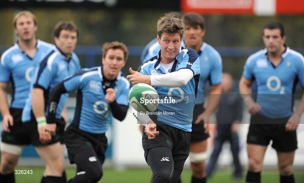 4 November 2008; Out-half Ronan O'Gara in action during Ireland Rugby Squad Training. Donnybrook Stadium, Donnybrook, Dublin. Picture credit: Brendan Moran / SPORTSFILE