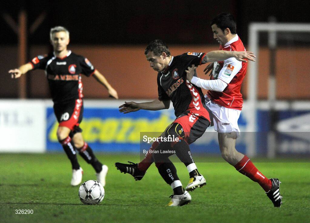 4 November 2008; Joe Gamble, Cork City, in action against Keith Fahy, St. Patrick’s Athletic. eircom League of Ireland Premier Division, St. Patrick’s Athletic v Cork City, Richmond Park, Dublin. Picture credit: Brian Lawless / SPORTSFILE