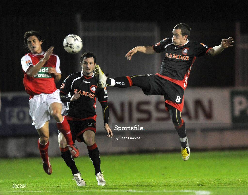 4 November 2008; Joe Gamble, Cork City, in action against Ryan Guy, St. Patrick’s Athletic. eircom League of Ireland Premier Division, St. Patrick’s Athletic v Cork City, Richmond Park, Dublin. Picture credit: Brian Lawless / SPORTSFILE