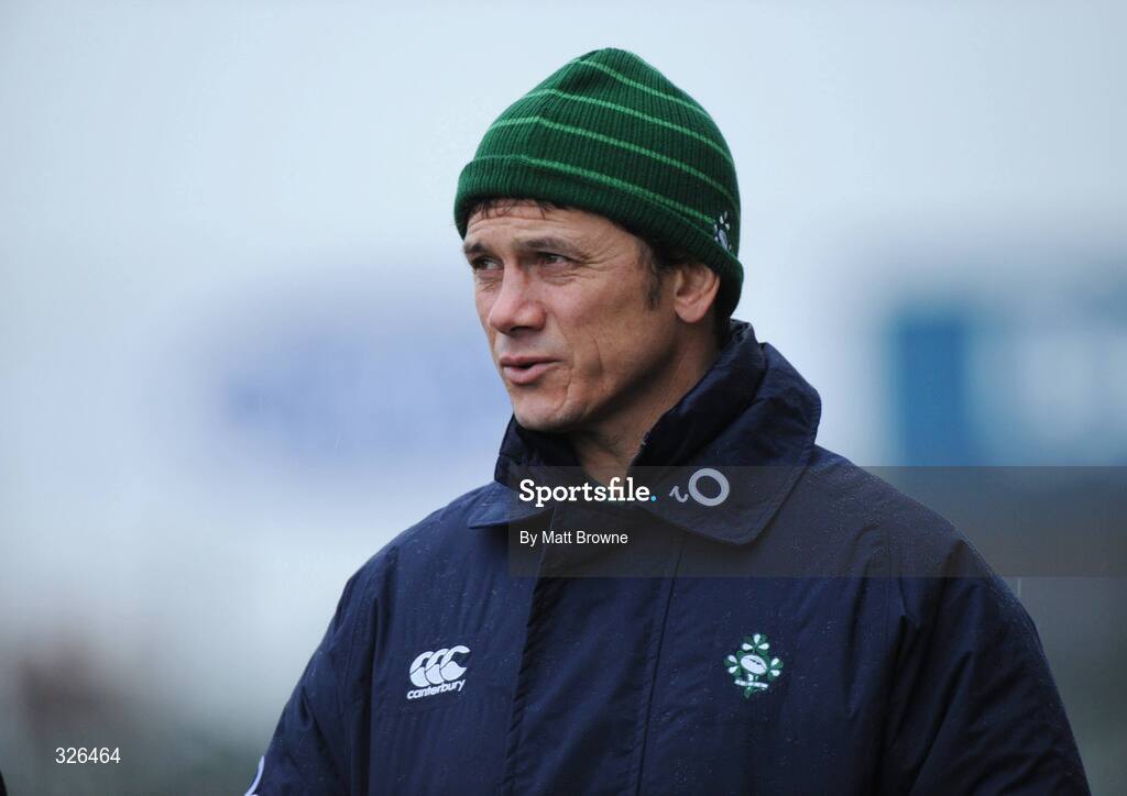 7 November 2008; Defence coach Les Kiss during Ireland rugby squad Captain's Run. Thomond Park, Limerick. Picture credit: Matt Browne / SPORTSFILE