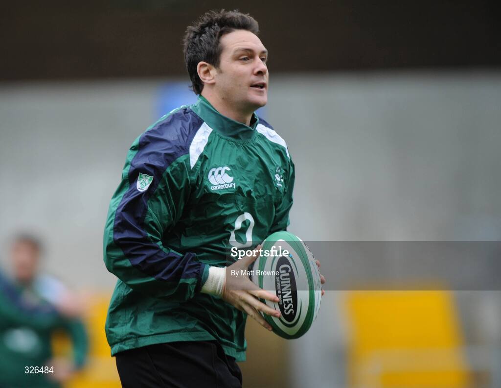7 November 2008; David Wallace in action during Ireland rugby squad Captain's Run. Thomond Park, Limerick. Picture credit: Matt Browne / SPORTSFILE