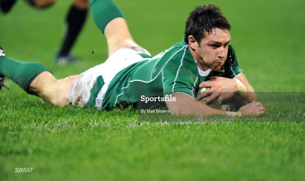 8 November 2008; Ireland's David Wallace goes over to score a try. Guinness Autumn Internationals, Ireland v Canada, Thomond Park, Limerick. Picture credit: Matt Browne / SPORTSFILE