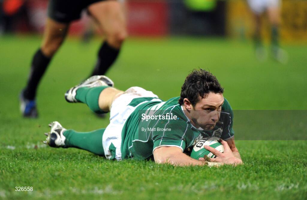 8 November 2008; Ireland's David Wallace goes over to score a try. Guinness Autumn Internationals, Ireland v Canada, Thomond Park, Limerick. Picture credit: Matt Browne / SPORTSFILE
