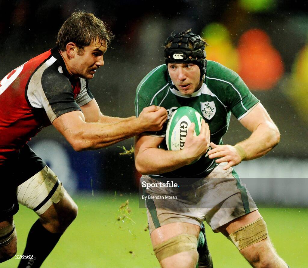 8 November 2008; Stephen Ferris, Ireland, is tackled by Jebb Sinclair, Canada. Guinness Autumn Internationals, Ireland v Canada, Thomond Park, Limerick. Picture credit: Brendan Moran / SPORTSFILE
