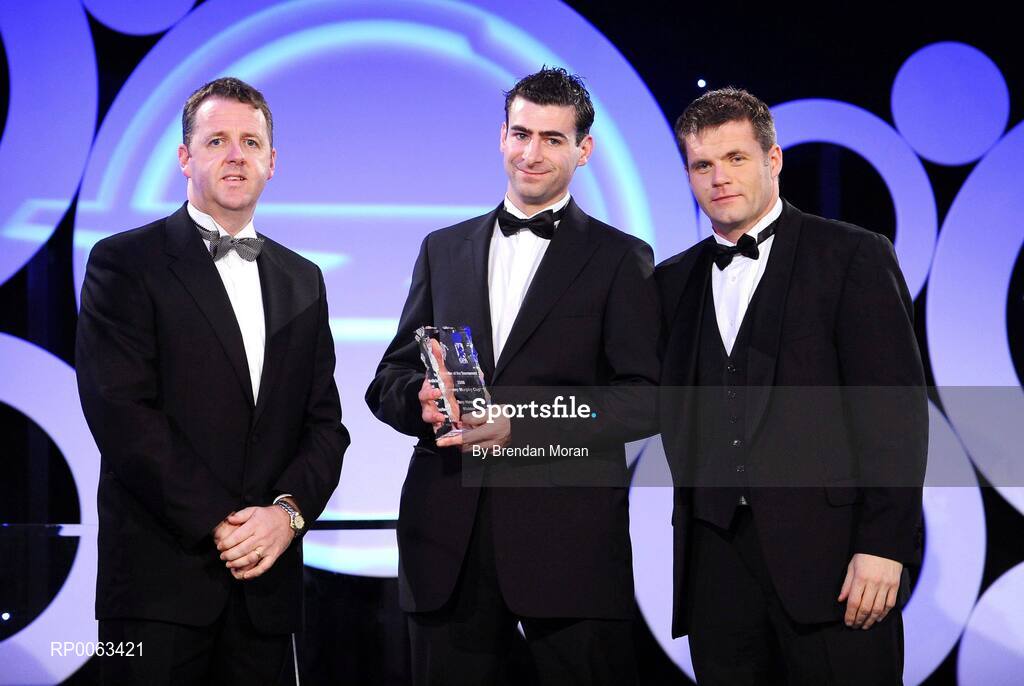 7 November 2008; Tony Hannon, of Wicklow, is presented with his GPA Tommy Murphy Cup Player of the Tournament award by Dave Sheeran, Managing Director, OPEL Ireland, left, and Dessie Farrell, Chief Executive, Gaelic Players Association, during the 2008 Opel Gaelic Players of the Year awards for Hurling and Football. Citywest Hotel, Conference, Leisure & Golf Resort, Dublin. Picture credit: Brendan Moran / SPORTSFILE