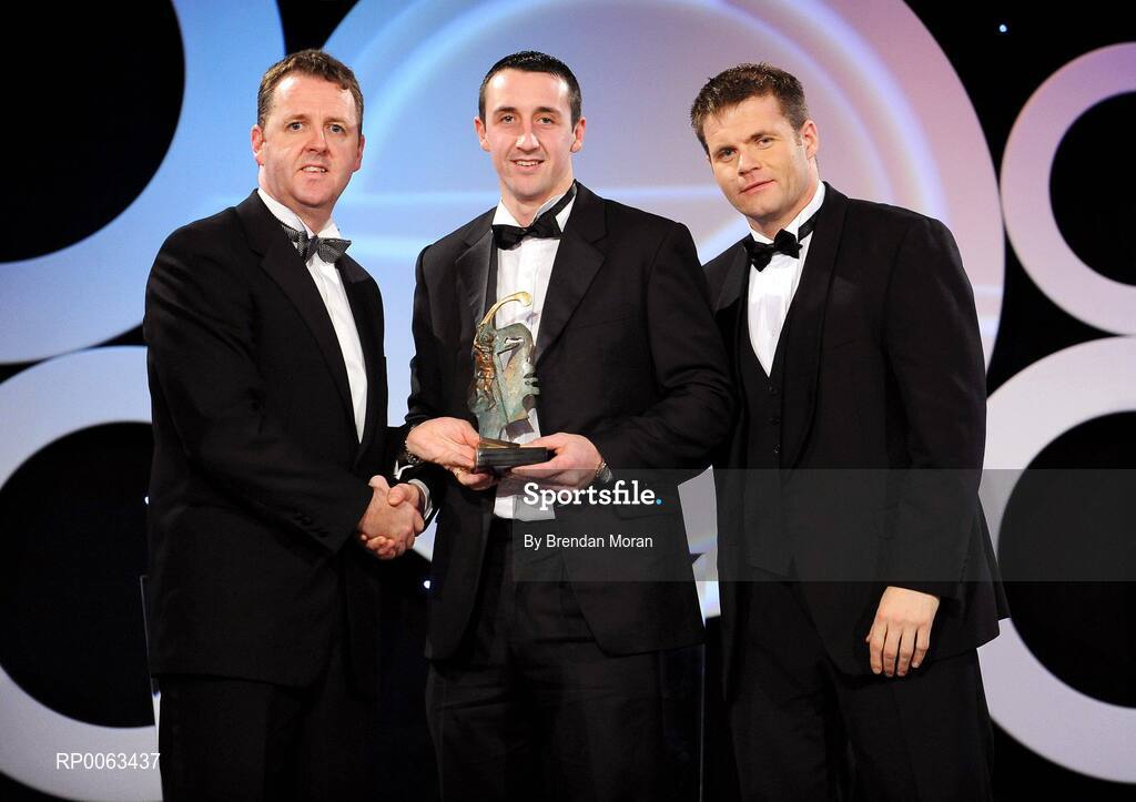 7 November 2008; Eoin Larkin, of Kilkenny, is presented with his OPEL Gaelic Players Hurler of the Year award by Dave Sheeran, Managing Director, OPEL Ireland, left, and Dessie Farrell, Chief Executive, Gaelic Players Association, during the 2008 Opel Gaelic Players of the Year awards for Hurling and Football. Citywest Hotel, Conference, Leisure & Golf Resort, Dublin. Picture credit: Brendan Moran / SPORTSFILE