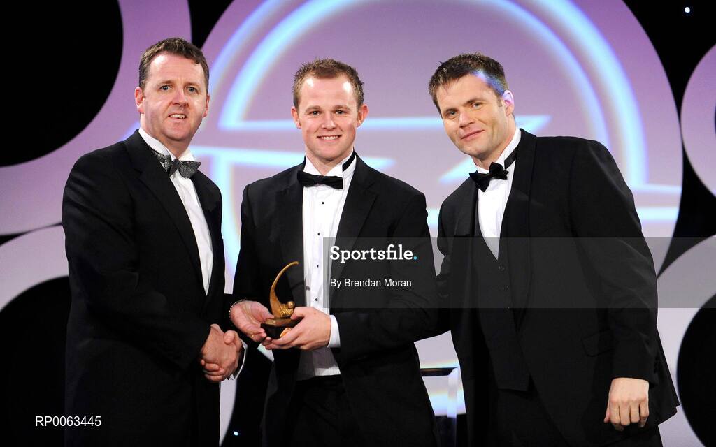 7 November 2008; Tommy Walsh, of Kilkenny, is presented with his OPEL GPA award by Dave Sheeran, Managing Director, OPEL Ireland, left, and Dessie Farrell, Chief Executive, Gaelic Players Association, during the 2008 Opel Gaelic Players of the Year awards for Hurling and Football. Citywest Hotel, Conference, Leisure & Golf Resort, Dublin. Picture credit: Brendan Moran / SPORTSFILE