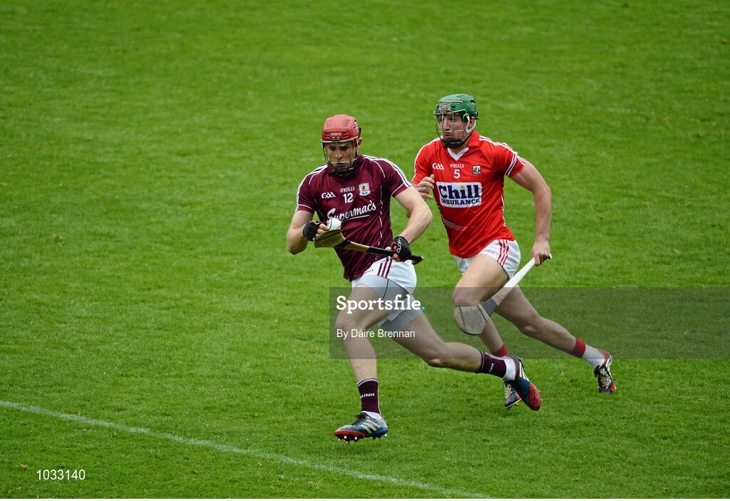26 July 2015; Jonathan Glynn, Galway, in action against Aidan Walsh, Cork. GAA Hurling All-Ireland Senior Championship, Quarter-Final, Galway v Cork. Semple Stadium, Thurles, Co. Tipperary. Picture credit: Dáire Brennan / SPORTSFILE