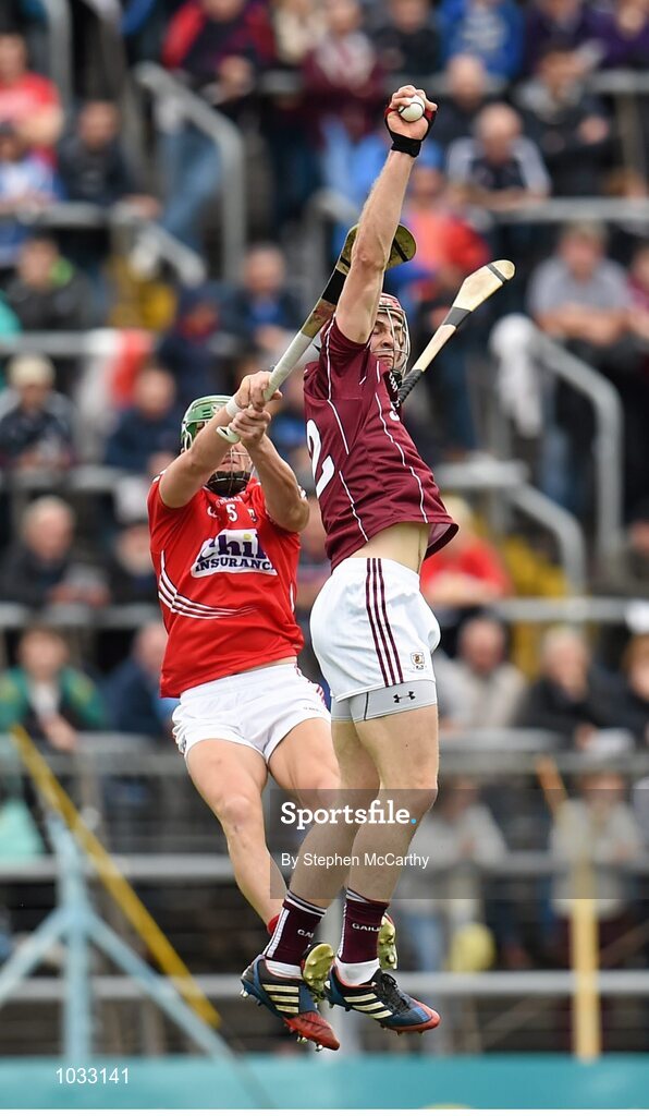 26 July 2015; Jonathan Glynn, Galway, in action against Damien Cahalane, Cork. GAA Hurling All-Ireland Senior Championship, Quarter-Final, Galway v Cork. Semple Stadium, Thurles, Co. Tipperary. Picture credit: Stephen McCarthy / SPORTSFILE
