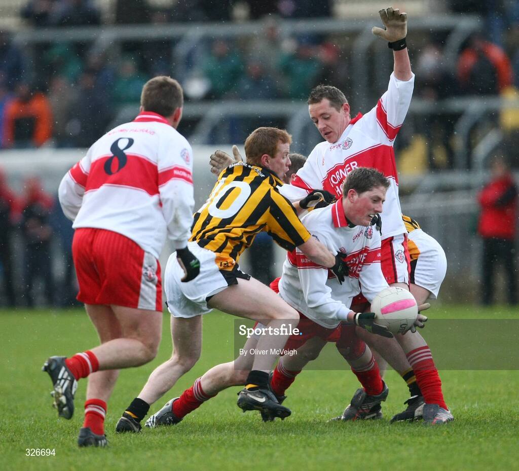 9 November 2008; Ryan Daly, St Patrick's, in action against Michael McNamee, Crossmaglen Rangers. AIB Ulster Senior Club Football Championship quarter-final, Crossmaglen Rangers v St Patrick's, St Oliver Plunkett Park, Crossmaglen, Co. Armagh. Picture credit: Oliver McVeigh / SPORTSFILE