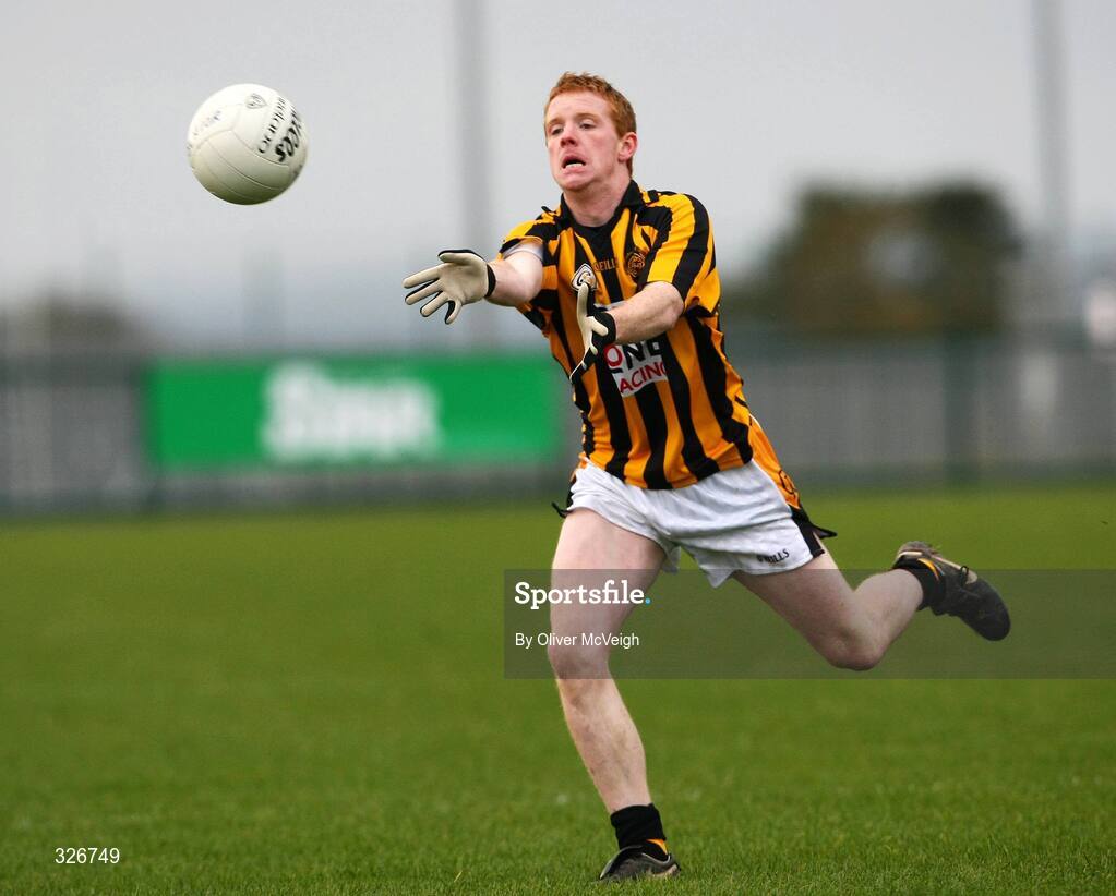 9 November 2008; Michael McNamee, Crossmaglen Rangers. AIB Ulster Senior Club Football Championship quarter-final, Crossmaglen Rangers v St Patrick's, St Oliver Plunkett Park, Crossmaglen, Co. Armagh. Picture credit: Oliver McVeigh / SPORTSFILE