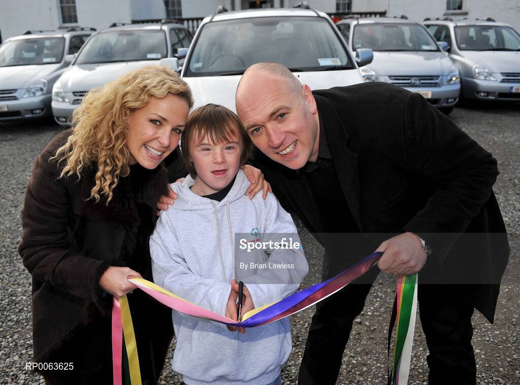 12 November 2008; At the announcement of Kia Motors Ireland’s partnership with Special Olympics Ireland is Special Olympics athlete Josh Hennessy with Orlaith Rafter and Tony Tormey from RTE’s Fair City. Kia Motors Ireland has donated 5 Kia Carnivals to Special Olympics to help the organisation to fulfil its promise of changing the lives of people with an intellectual disability throughout the island of Ireland. Rathfarnham, Dublin. Picture credit: Brian Lawless / SPORTSFILE