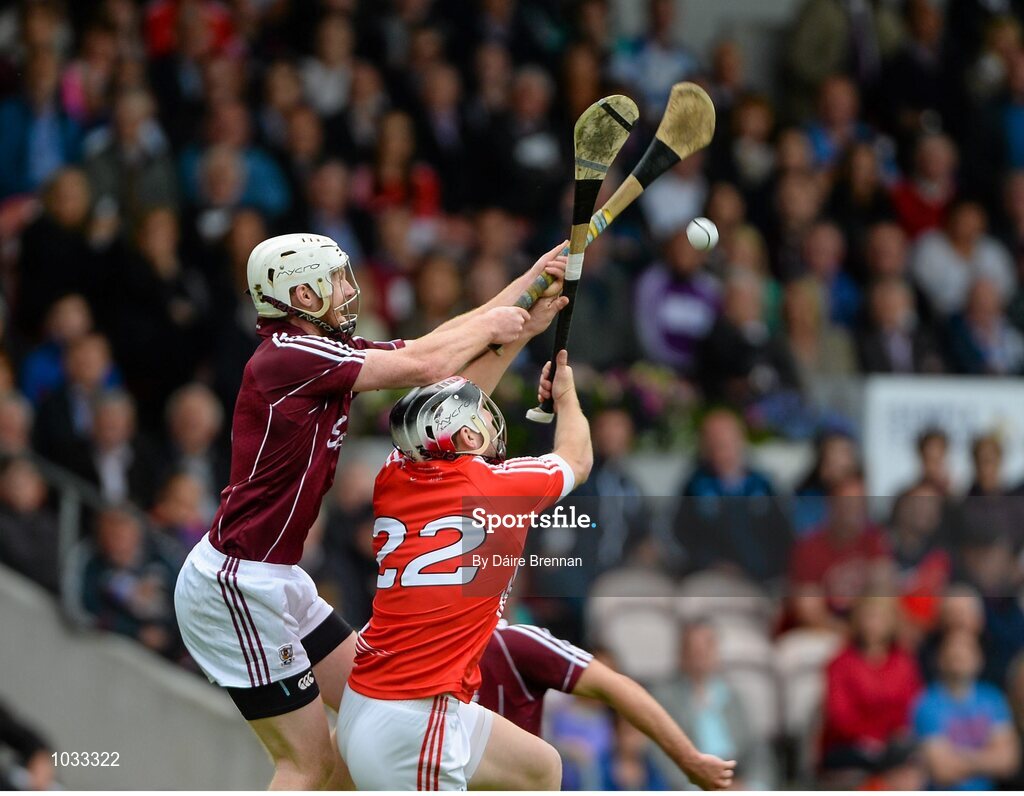26 July 2015; John Hanbury, Galway, in action against Paudie O'Sullivan, Cork. GAA Hurling All-Ireland Senior Championship, Quarter-Final, Galway v Cork. Semple Stadium, Thurles, Co. Tipperary. Picture credit: Dáire Brennan / SPORTSFILE