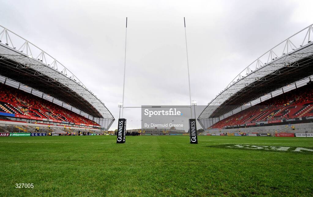 8 November 2008; A general view of Thomond Park. Guinness Autumn Internationals, Ireland v Canada, Thomond Park, Limerick. Picture credit: Diarmuid Greene / SPORTSFILE