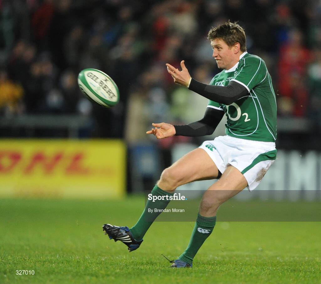 8 November 2008; Ronan O'Gara, Ireland. Guinness Autumn Internationals, Ireland v Canada, Thomond Park, Limerick. Picture credit: Brendan Moran / SPORTSFILE