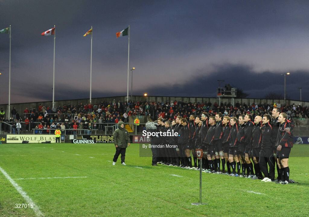 8 November 2008; The Canadian team stand for their National Anthem before the game. Guinness Autumn Internationals, Ireland v Canada, Thomond Park, Limerick. Picture credit: Brendan Moran / SPORTSFILE